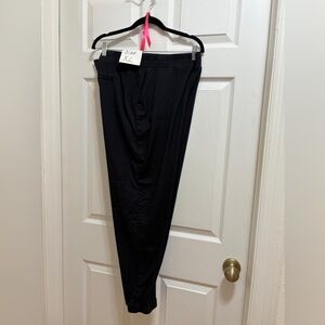 Lilly Pulitzer Black Joggers XL